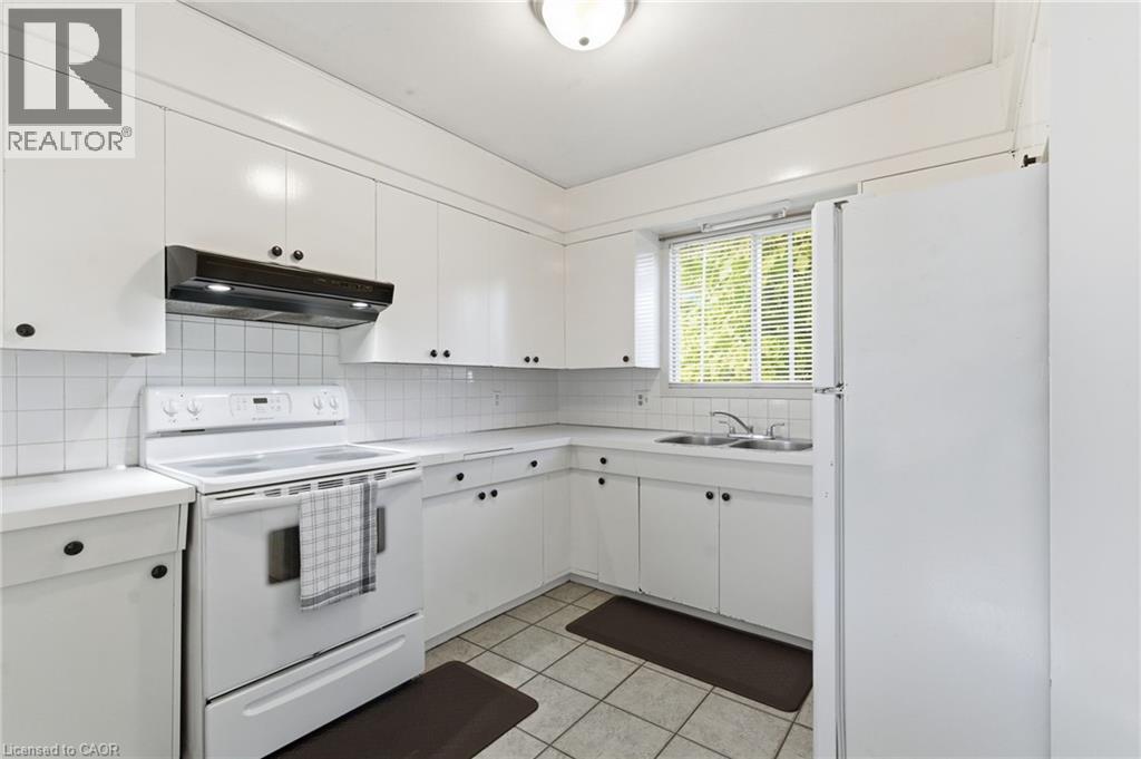 505 Geneva Street, St. Catharines, Ontario  L2N 2H4 - Photo 5 - 40758982