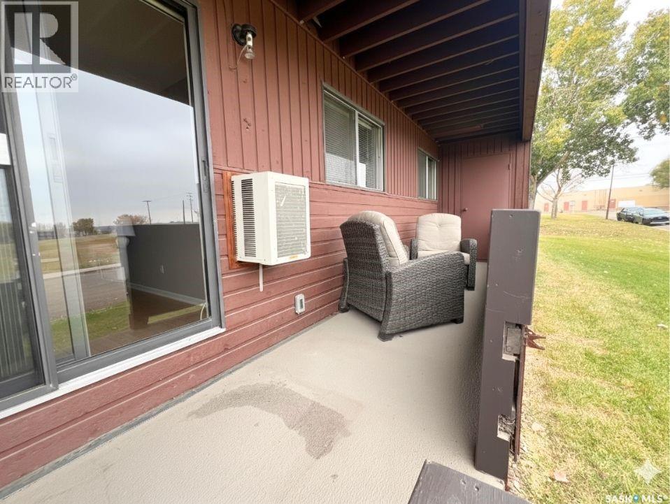 103 1140 9th Avenue Ne, Swift Current, Saskatchewan  S9H 2S9 - Photo 2 - SK020896