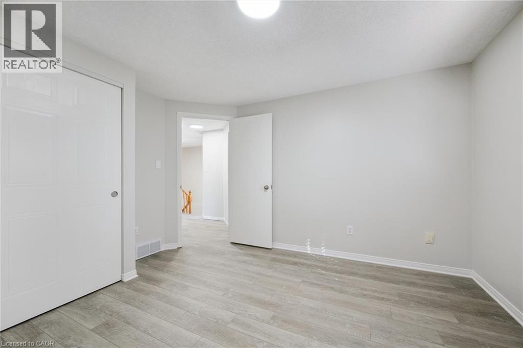 523 Exmoor Street, Waterloo, Ontario  N2K 3T8 - Photo 24 - 40779552