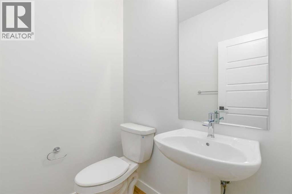 607 Buffaloberry Manor Se, Calgary, Alberta  T3M 3Z2 - Photo 14 - A2254304