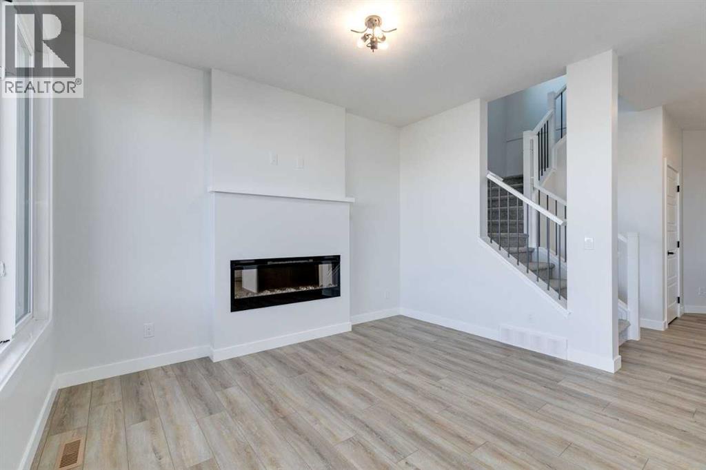 607 Buffaloberry Manor Se, Calgary, Alberta  T3M 3Z2 - Photo 8 - A2254304