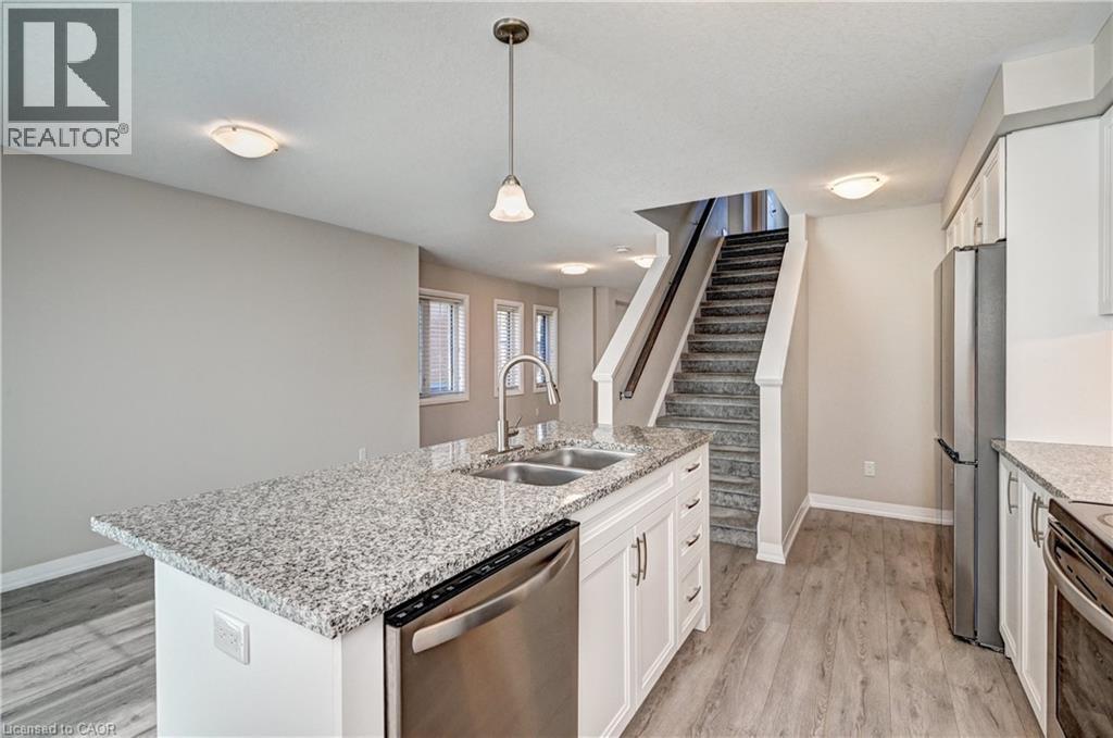 86 Monarch Woods Drive, Kitchener, Ontario  N2P 0K1 - Photo 18 - 40780072