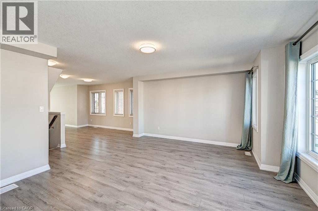 86 Monarch Woods Drive, Kitchener, Ontario  N2P 0K1 - Photo 11 - 40780072