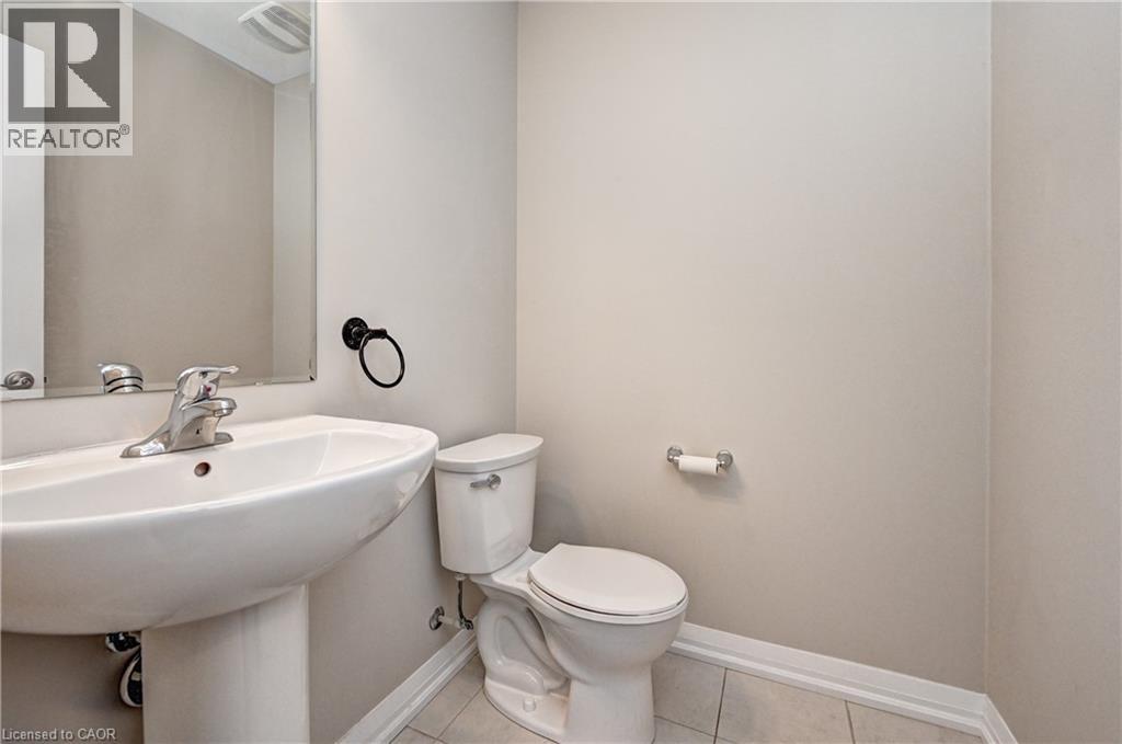 86 Monarch Woods Drive, Kitchener, Ontario  N2P 0K1 - Photo 13 - 40780072