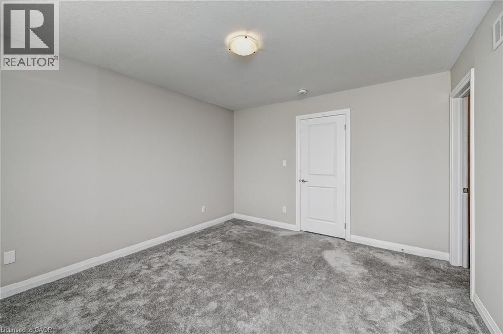 86 Monarch Woods Drive, Kitchener, Ontario  N2P 0K1 - Photo 25 - 40780072
