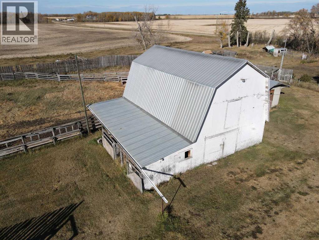 26221 393 Township, Rural Lacombe County, Alberta  T4L 2N2 - Photo 20 - A2264308