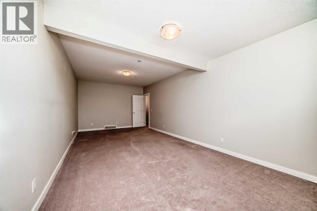 193 Rainbow Falls Heath, Chestermere, Alberta  T1X 0S7 - Photo 43 - A2250699