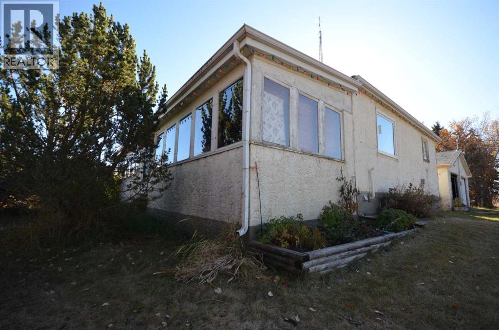 26221 393 Township, Rural Lacombe County, Alberta  T4L 2N2 - Photo 5 - A2264308