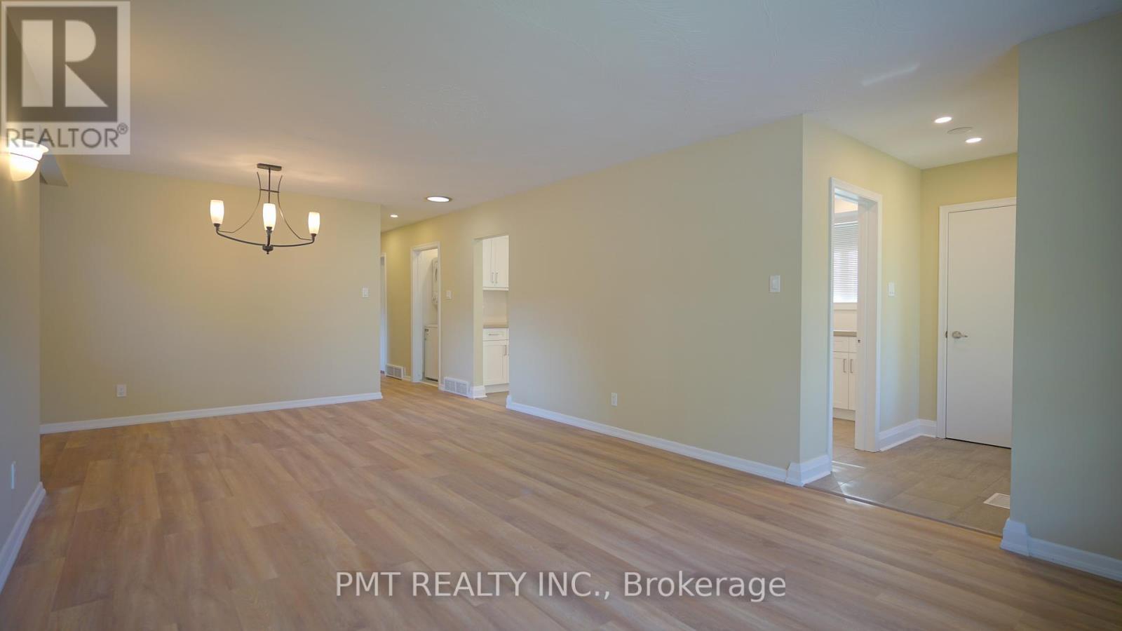 Main - 17 Ravenview Drive, Toronto, Ontario  M1E 3L9 - Photo 2 - E12468369