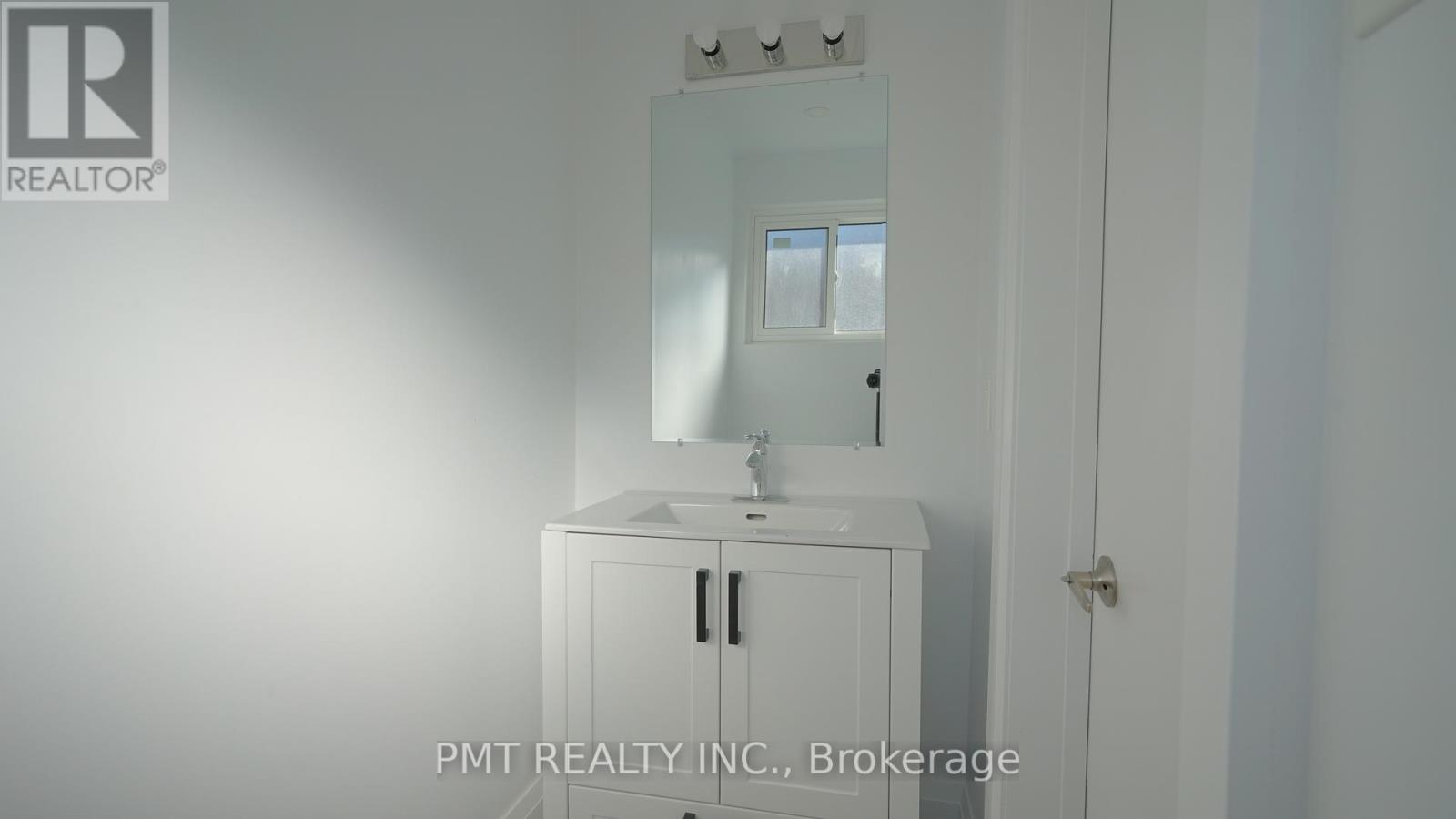 Main - 17 Ravenview Drive, Toronto, Ontario  M1E 3L9 - Photo 7 - E12468369