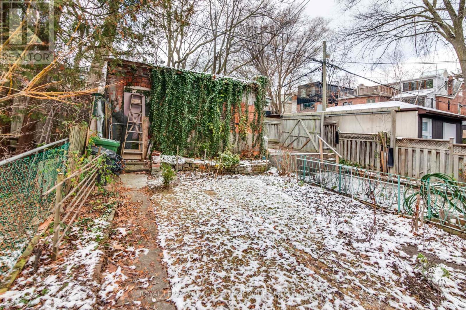 M - 716 Logan Avenue, Toronto, Ontario  M4K 3C6 - Photo 22 - E12468371