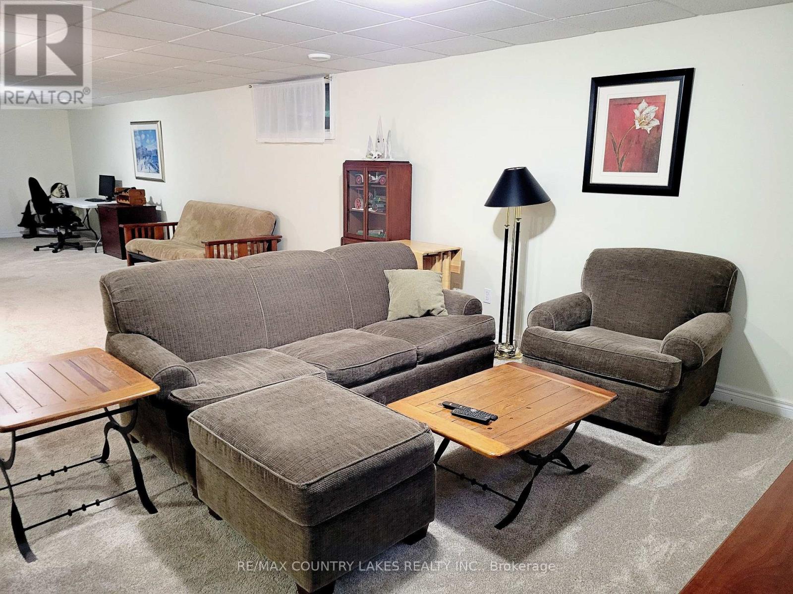 57 Eakins Court, Kawartha Lakes, Ontario  K9V 6J9 - Photo 28 - X12468190