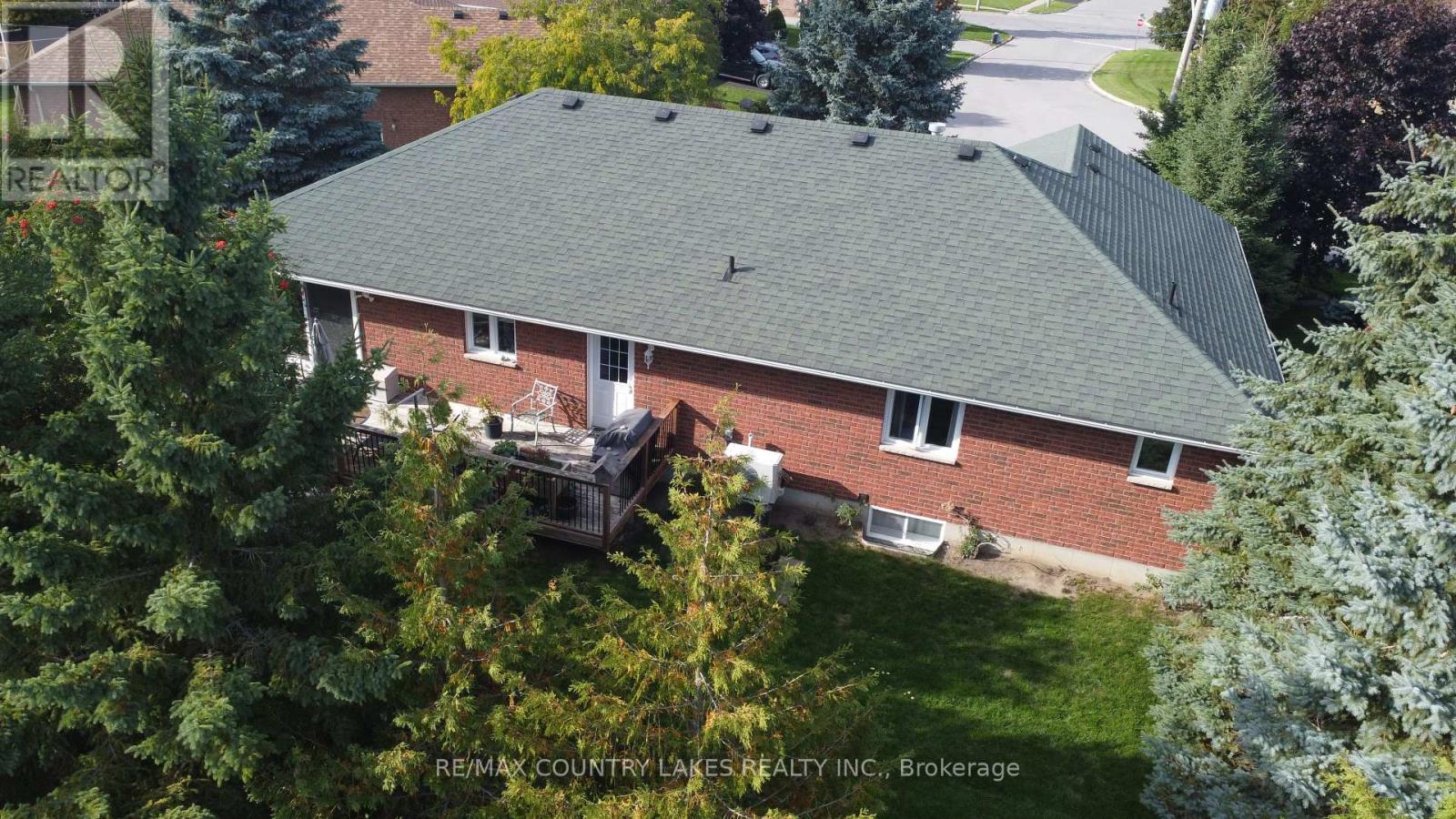 57 Eakins Court, Kawartha Lakes, Ontario  K9V 6J9 - Photo 39 - X12468190