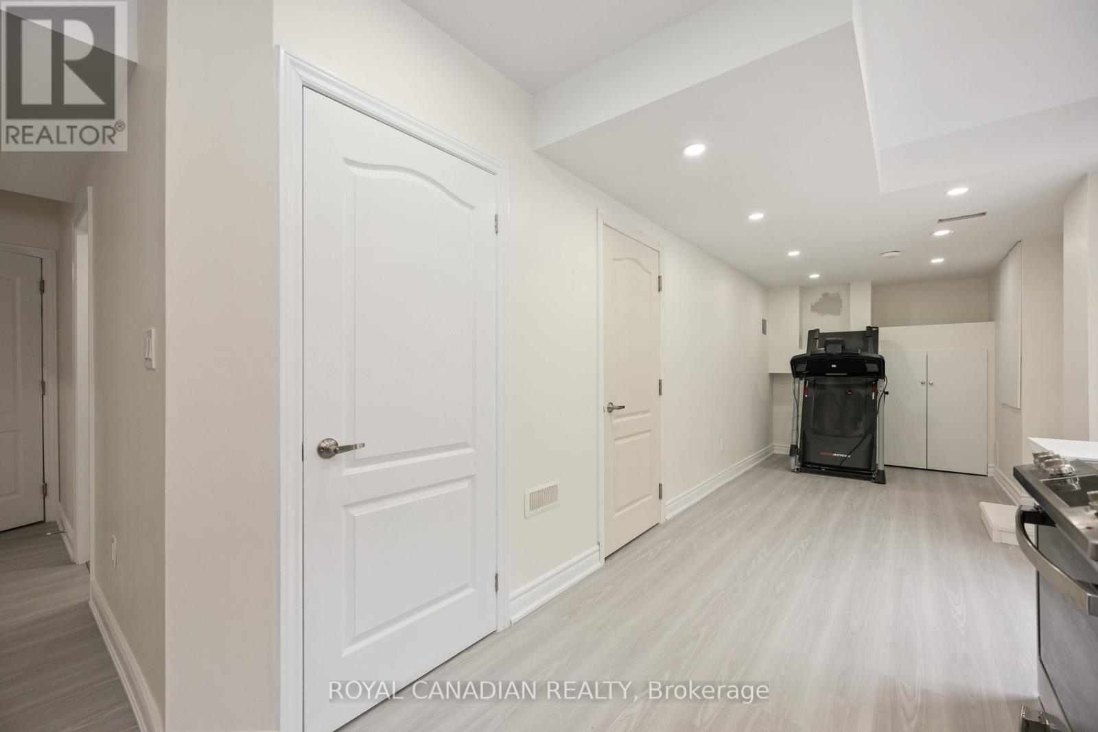 Bsmt - 3 Broden Crescent, Whitby, Ontario  L1P 0L9 - Photo 11 - E12468436