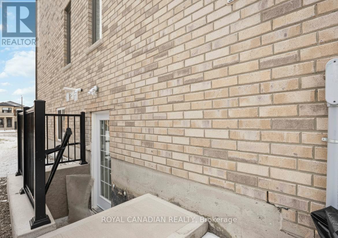 Bsmt - 3 Broden Crescent, Whitby, Ontario  L1P 0L9 - Photo 3 - E12468436