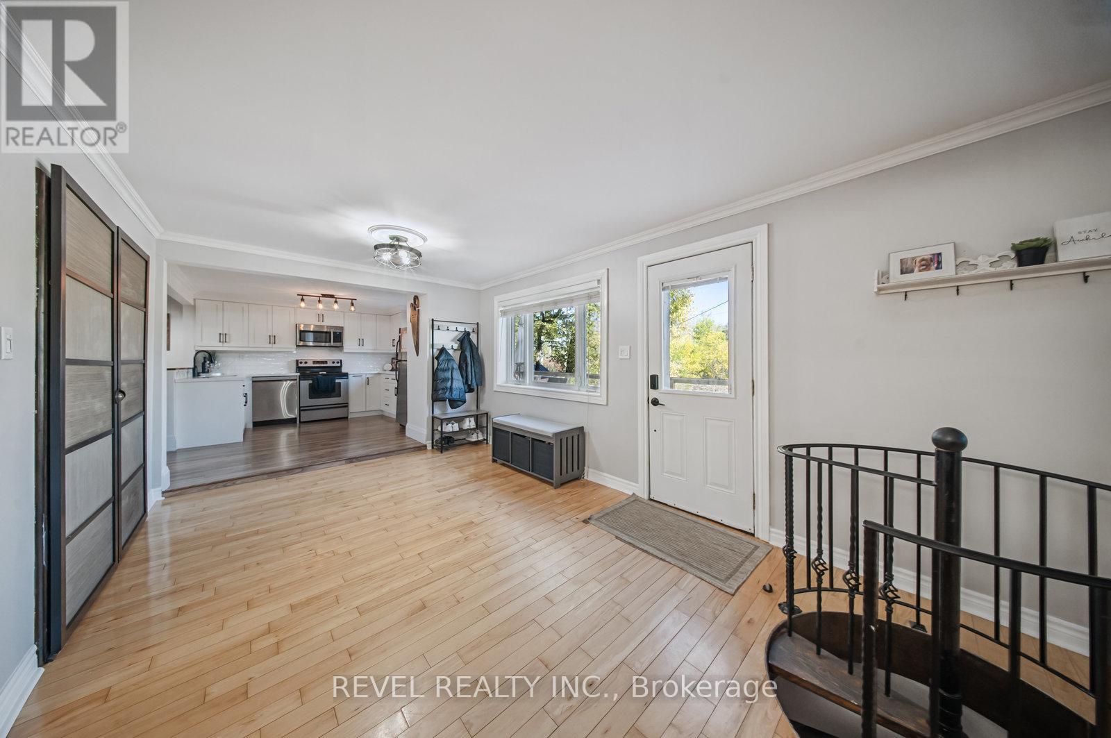 84 Jennings Road, Brantford, Ontario  N3T 5L7 - Photo 10 - X12468238