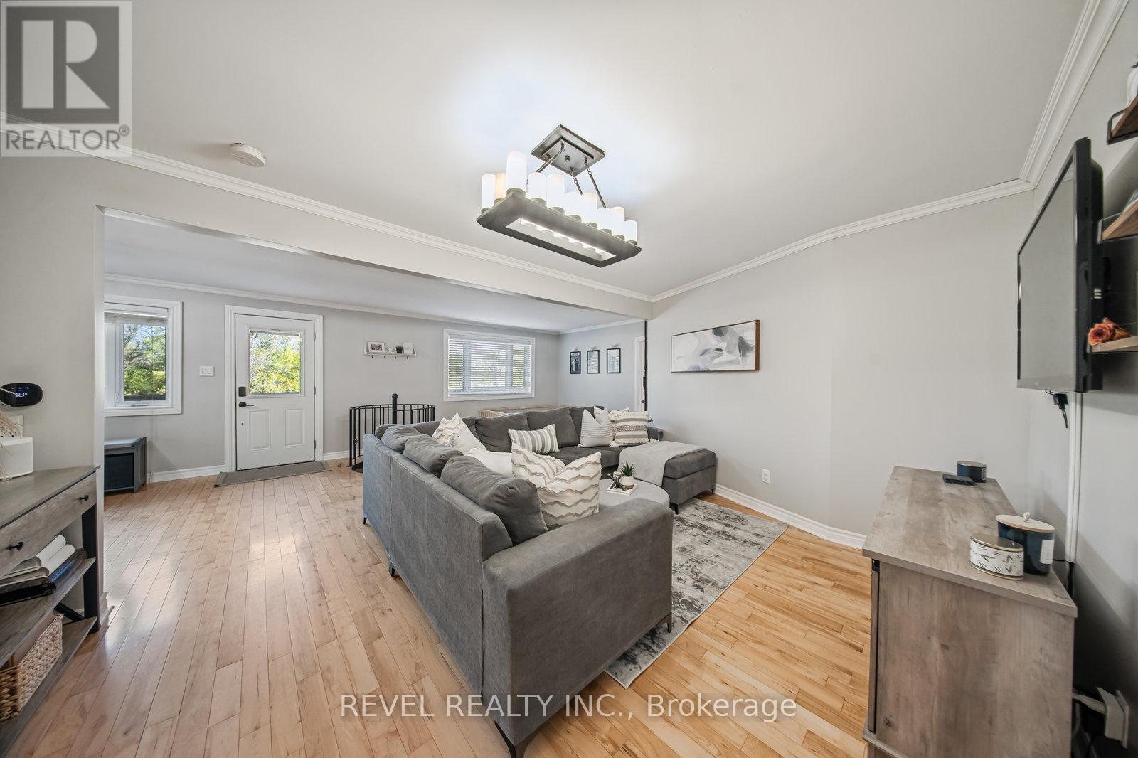 84 Jennings Road, Brantford, Ontario  N3T 5L7 - Photo 19 - X12468238