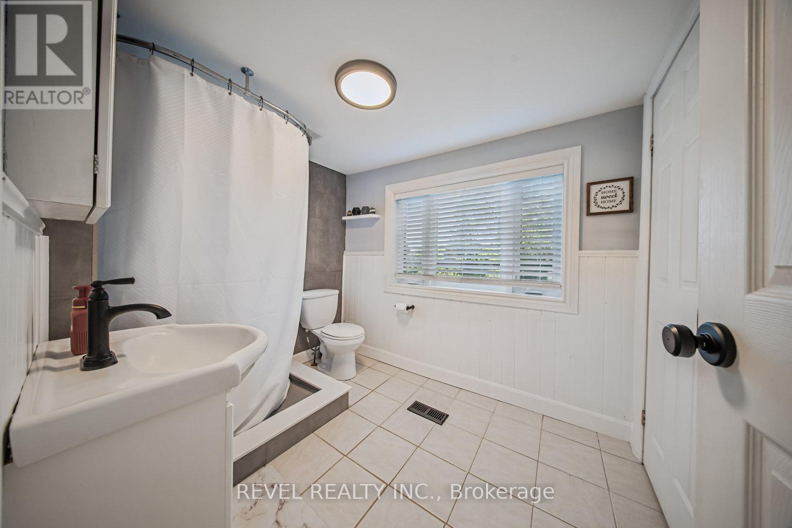 84 Jennings Road, Brantford, Ontario  N3T 5L7 - Photo 23 - X12468238