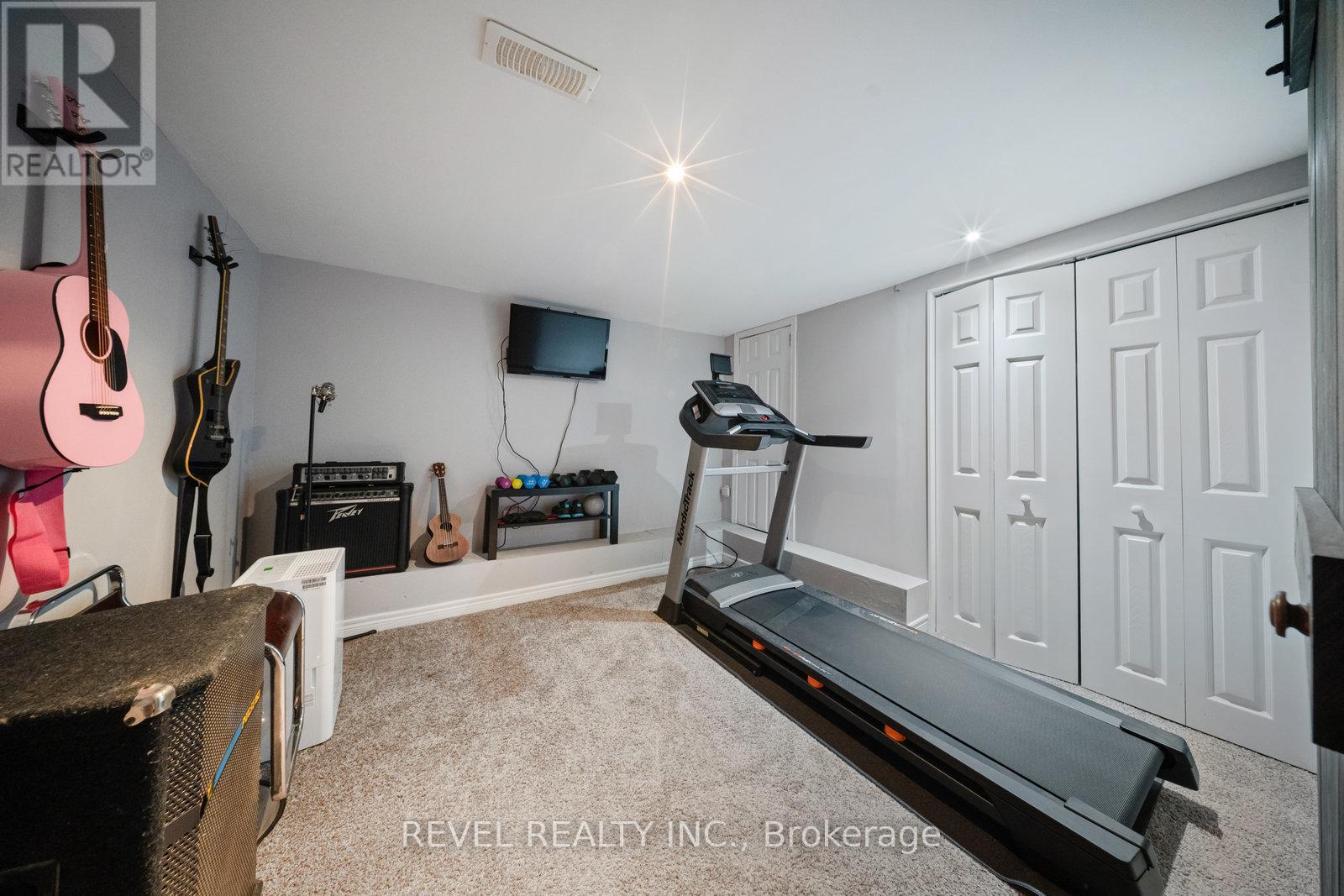 84 Jennings Road, Brantford, Ontario  N3T 5L7 - Photo 34 - X12468238
