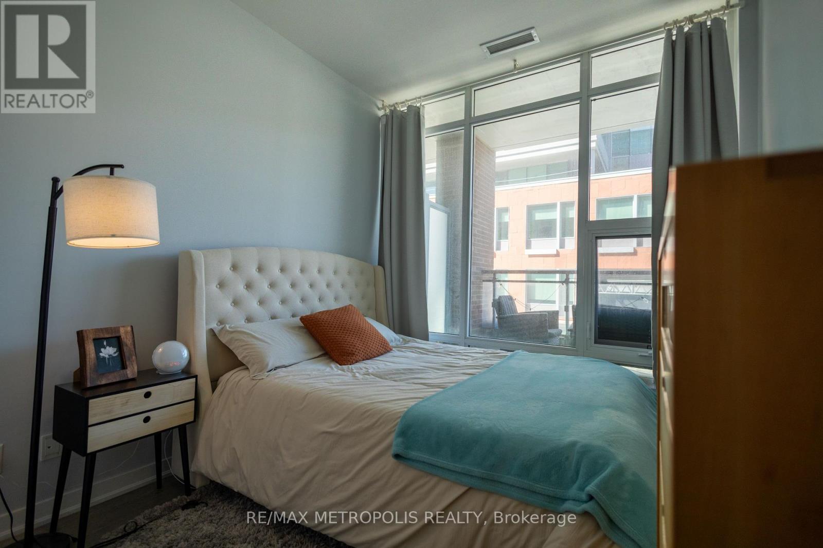 110 - 85 Duke Street, Kitchener, Ontario  N2G 1A6 - Photo 14 - X12468251