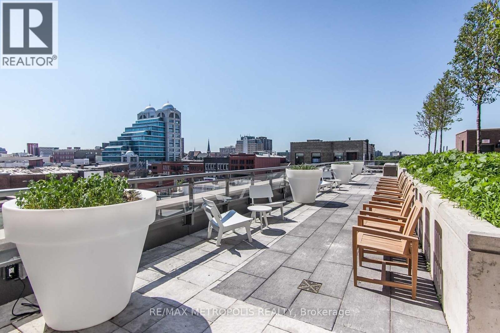 110 - 85 Duke Street, Kitchener, Ontario  N2G 1A6 - Photo 27 - X12468251