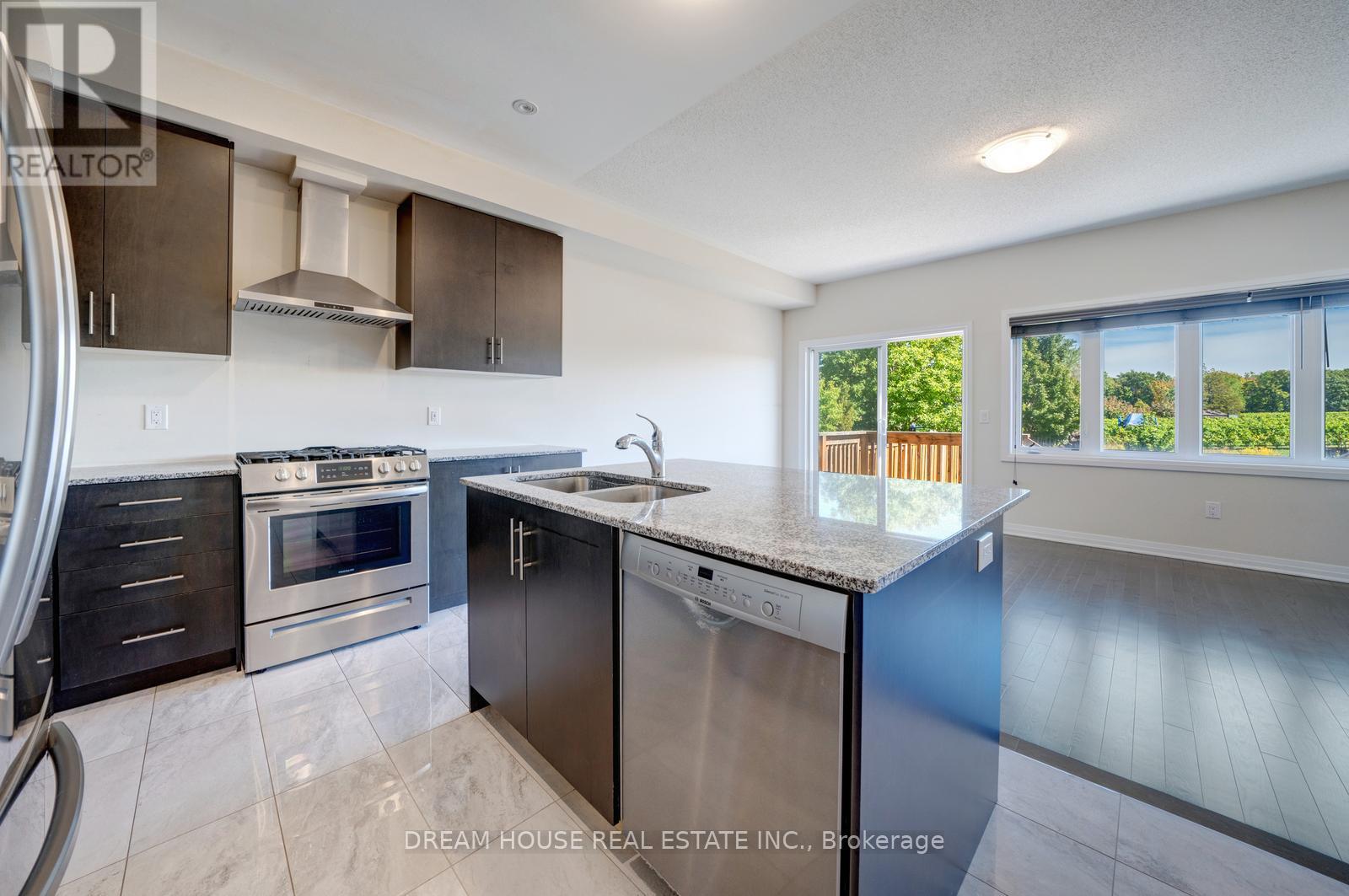 4191 Cherry Heights Boulevard, Lincoln, Ontario  L3J 0R3 - Photo 10 - X12468273