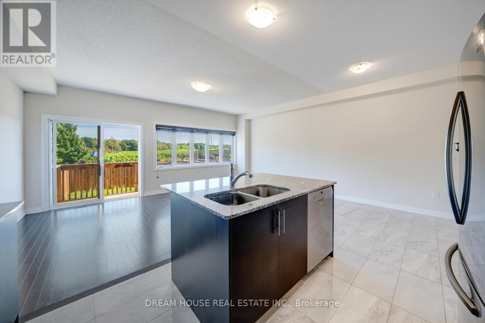 4191 Cherry Heights Boulevard, Lincoln, Ontario  L3J 0R3 - Photo 12 - X12468273