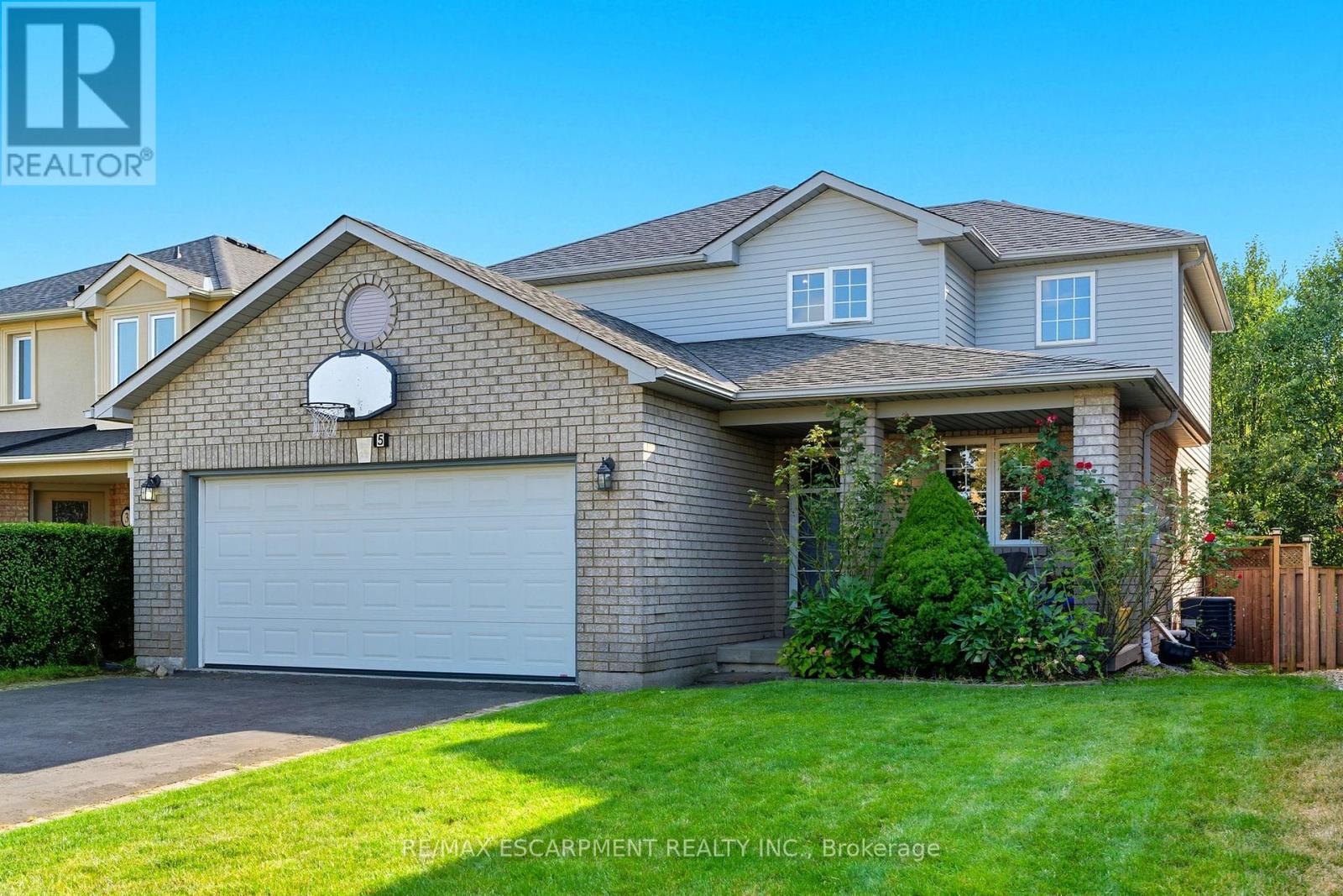 5 CHESAPEAKE DRIVE, Hamilton, Ontario