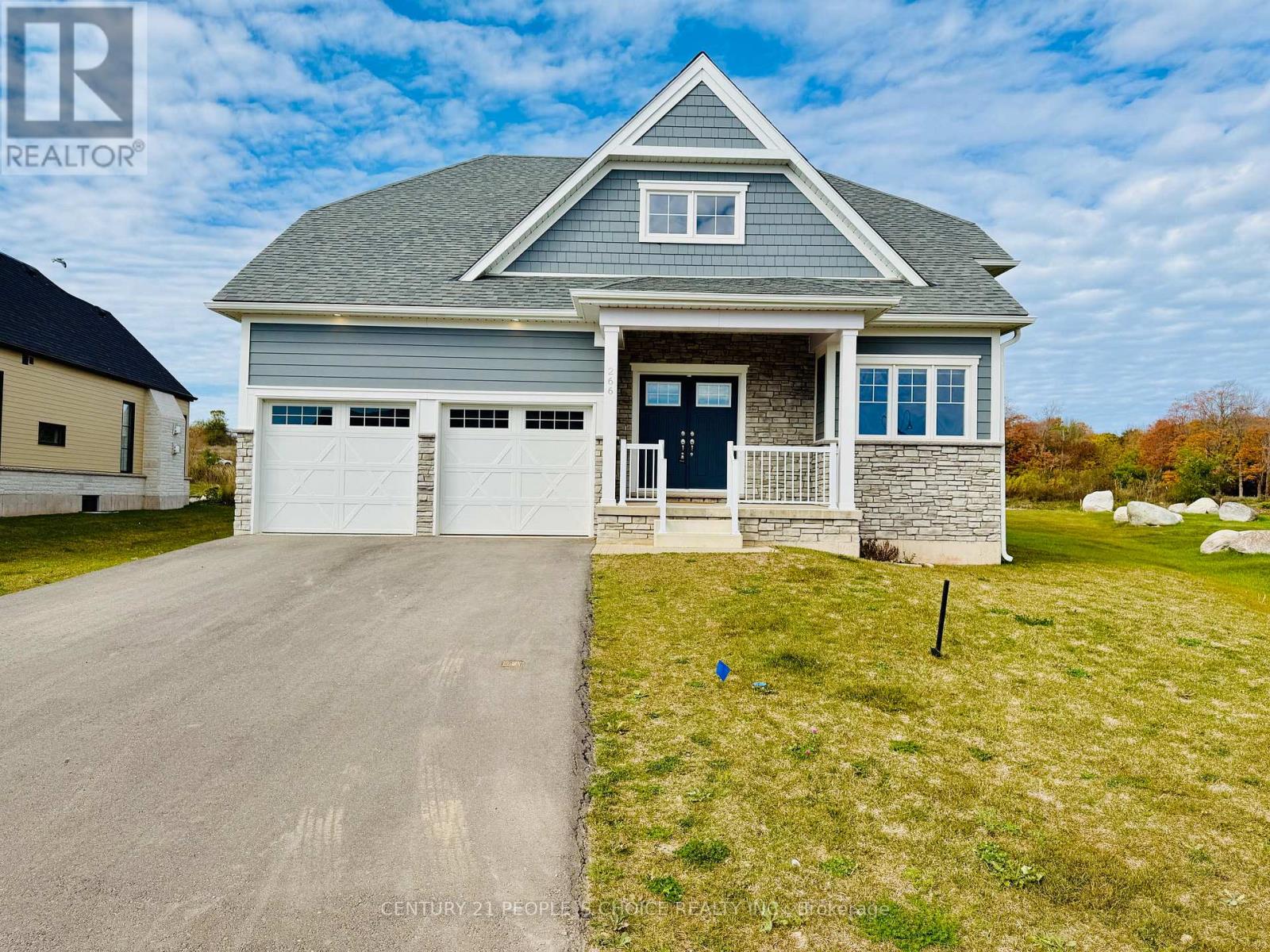 266 Snowberry Lane, Georgian Bluffs, Ontario  N0H 1S0 - Photo 2 - X12468293