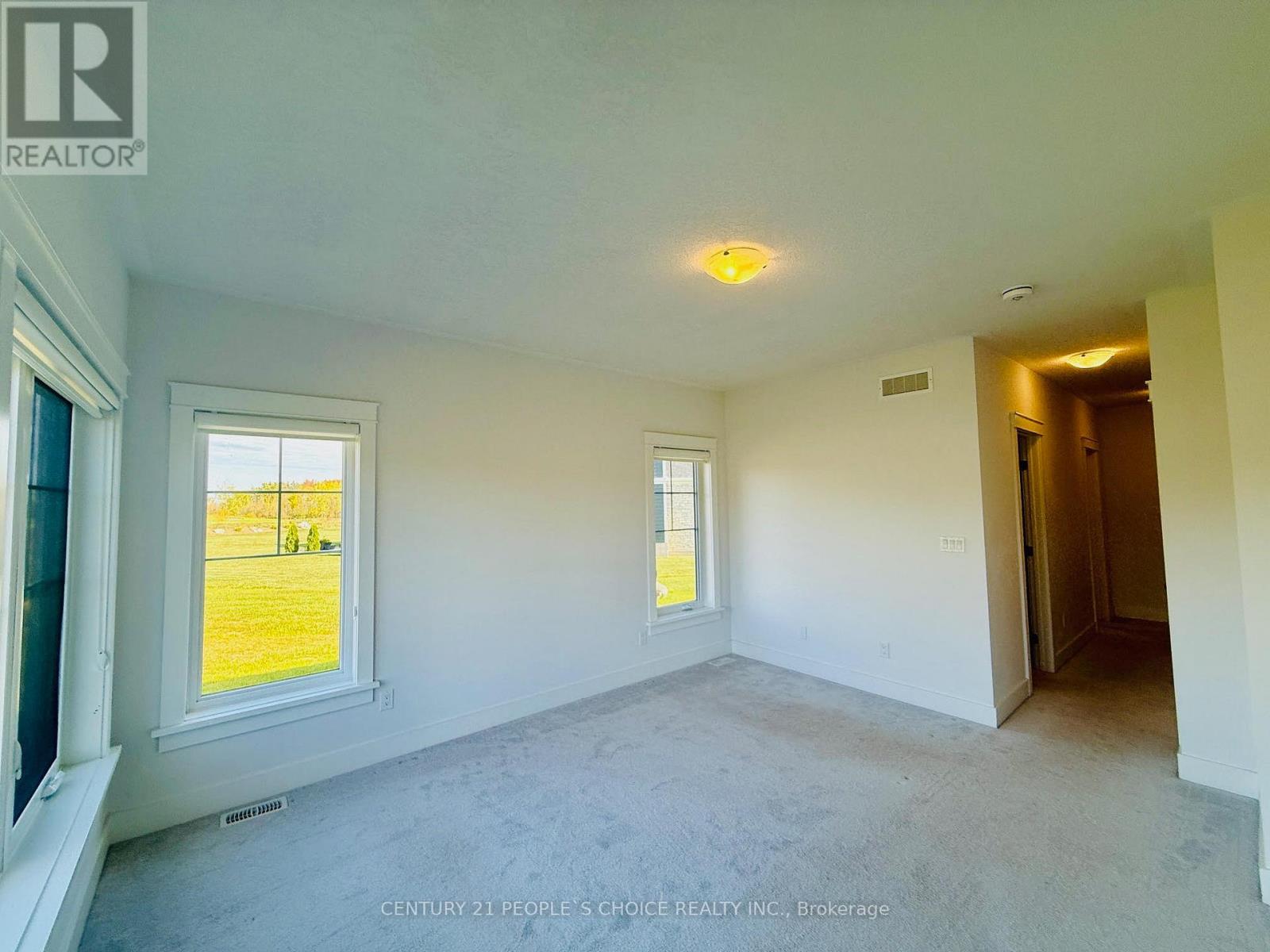 266 Snowberry Lane, Georgian Bluffs, Ontario  N0H 1S0 - Photo 21 - X12468293