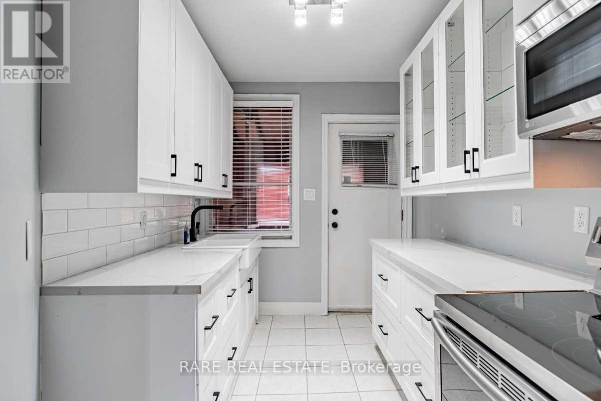 1439 Main Street E, Hamilton, Ontario  L8K 1C4 - Photo 11 - X12468307