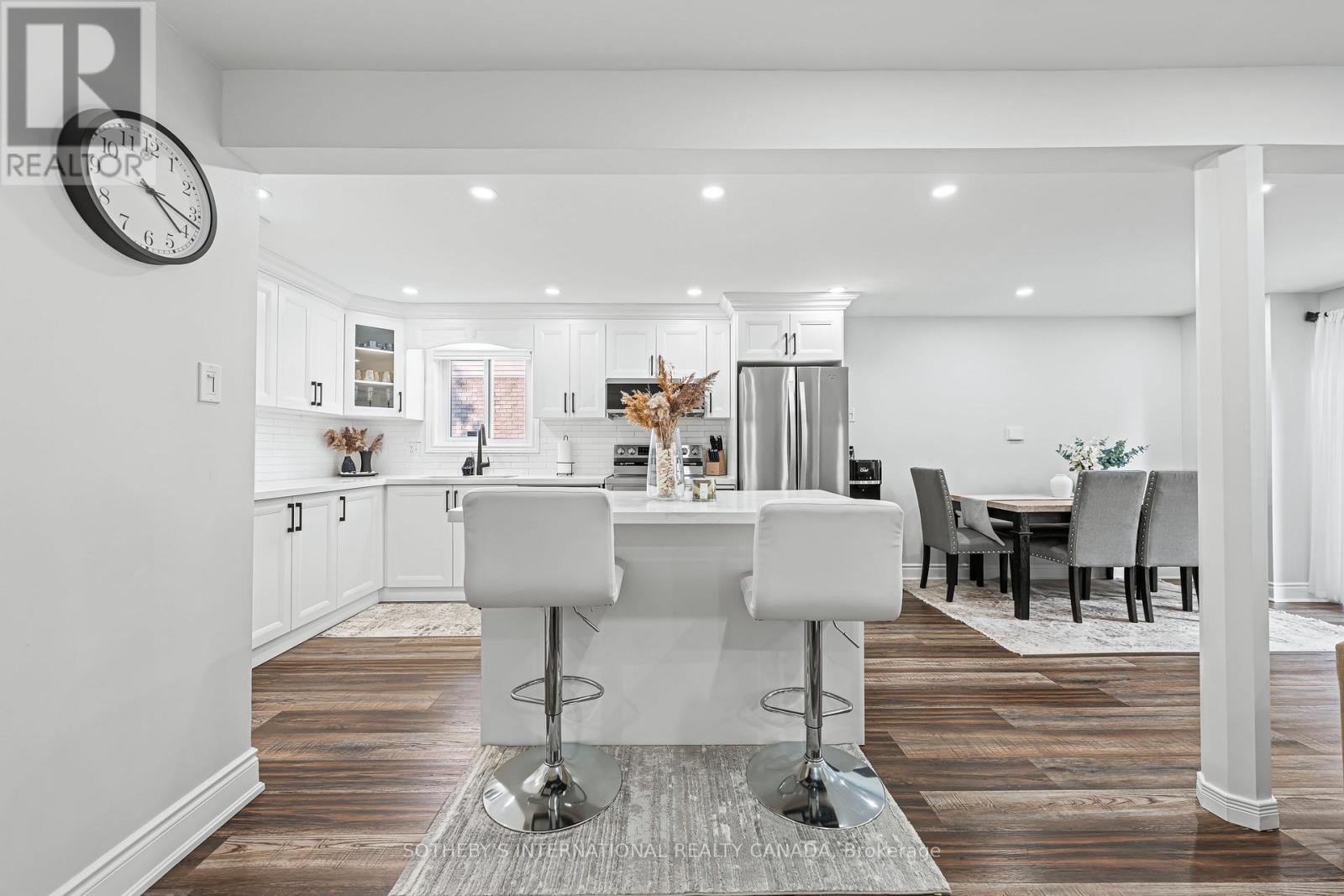 64 Glenbrook Crescent, Cambridge, Ontario  N1R 7Z2 - Photo 11 - X12468310