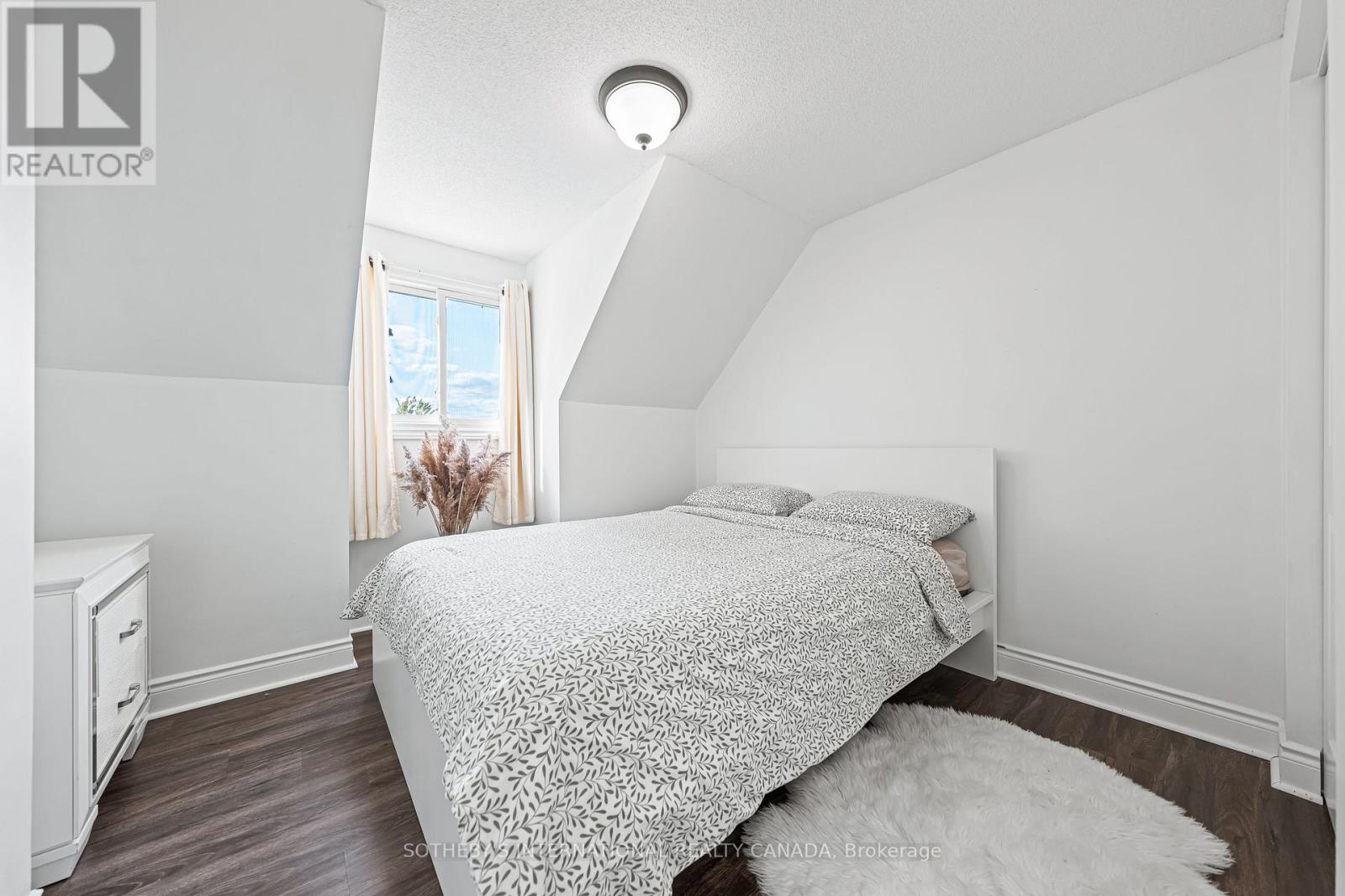 64 Glenbrook Crescent, Cambridge, Ontario  N1R 7Z2 - Photo 29 - X12468310