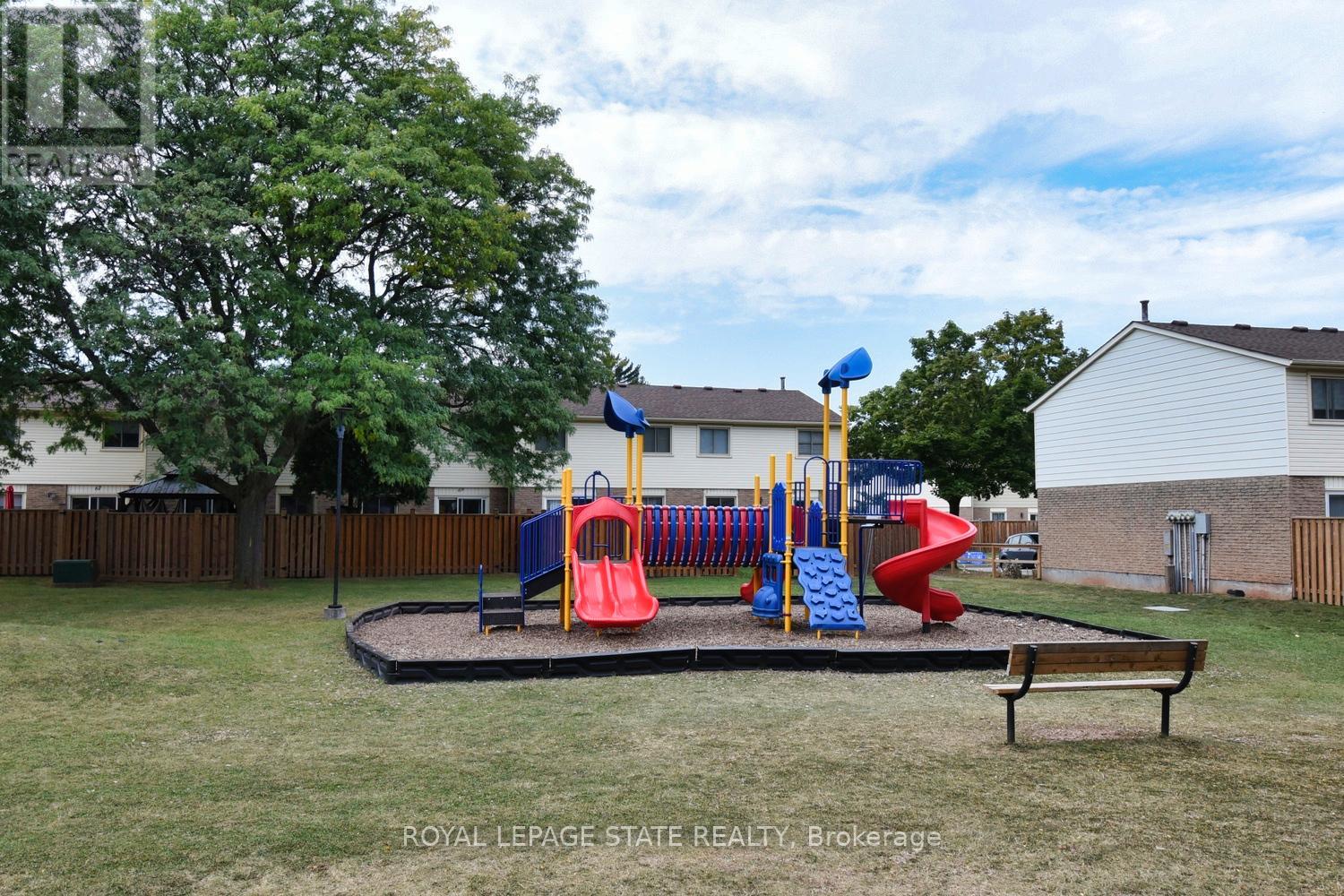 122 - 150 Gateshead Crescent, Hamilton, Ontario  L8G 4A7 - Photo 21 - X12468355