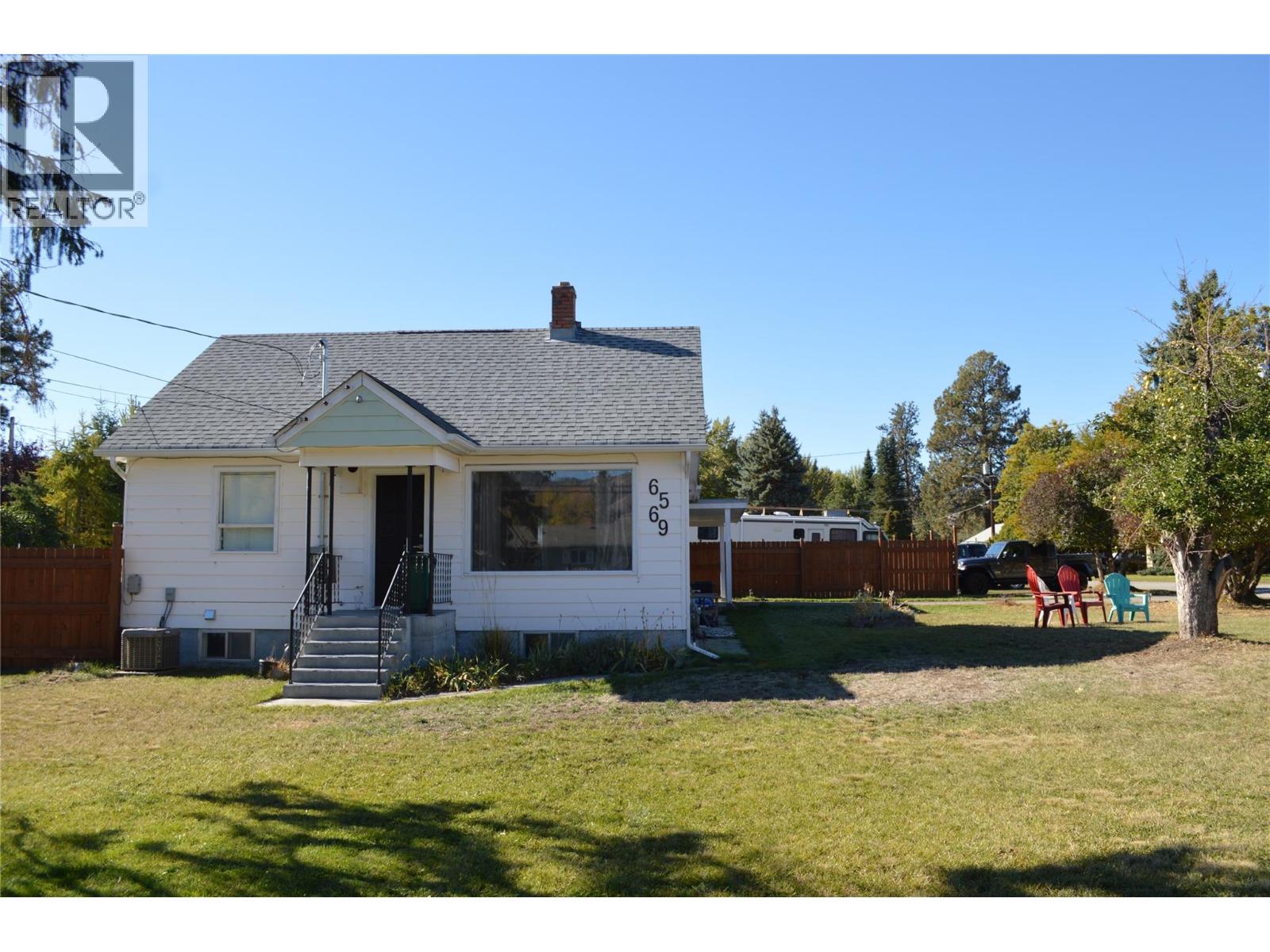 6569 19th Street, grand forks, British Columbia