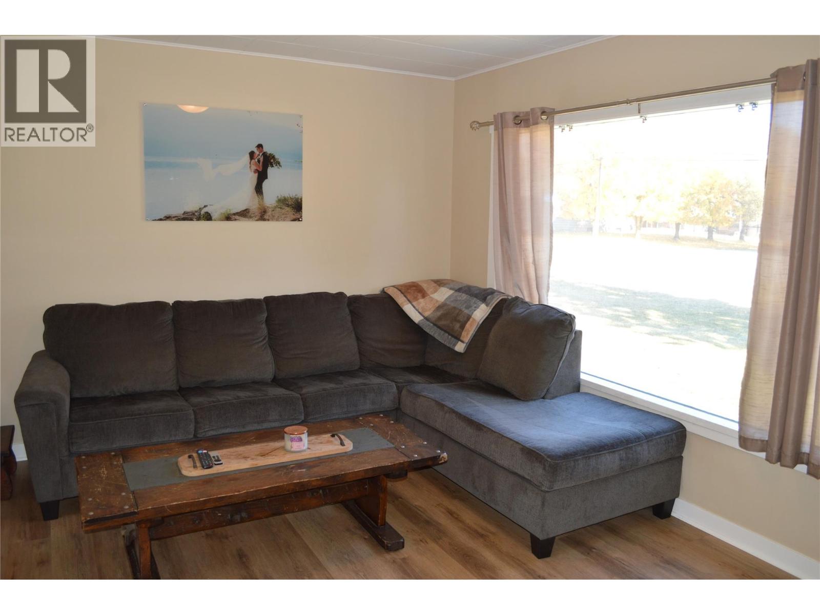 6569 19th Street, Grand Forks, British Columbia  V0H 1H0 - Photo 14 - 10365858