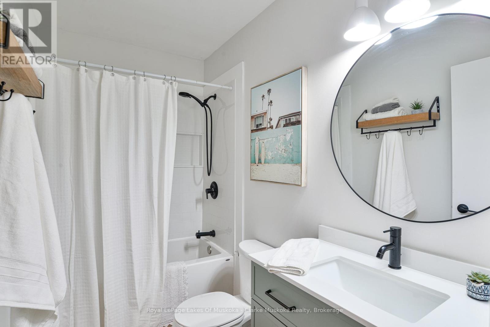 2 Sunset Crescent, Severn, Ontario  L0K 1E0 - Photo 10 - S12468472