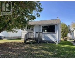 925 Crowe AVE, Fort Frances, Ontario
