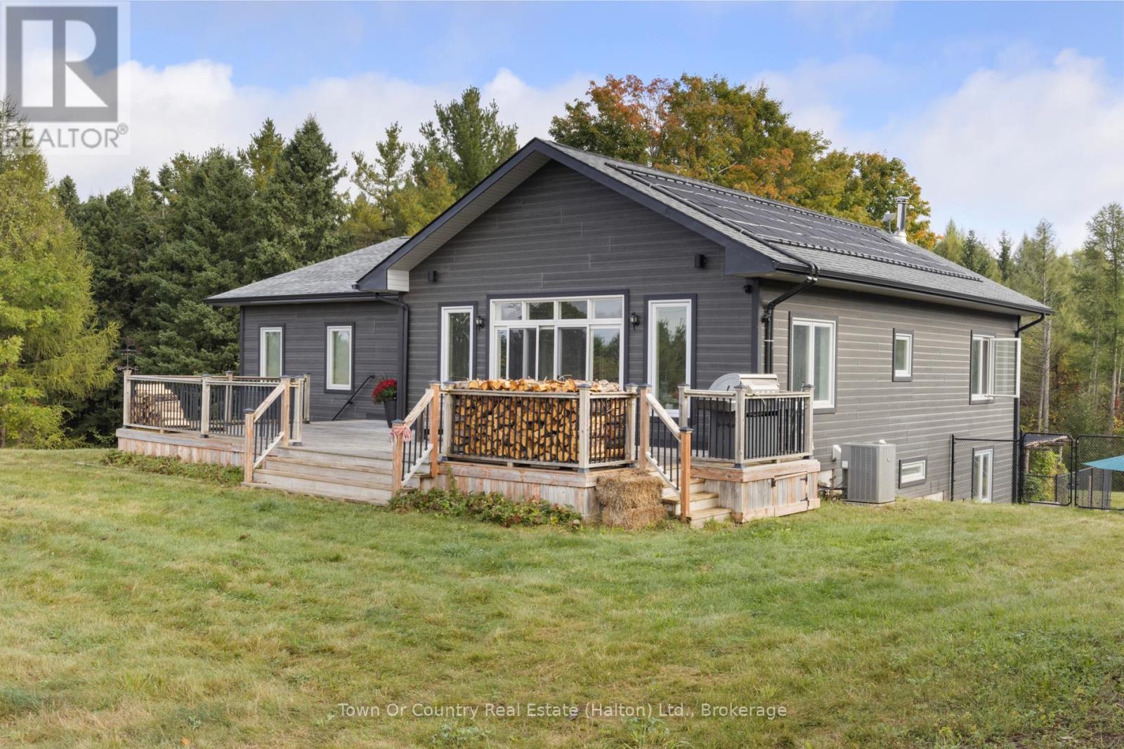 5041 Third Line, Erin, Ontario  L7J 2L8 - Photo 8 - X12468457