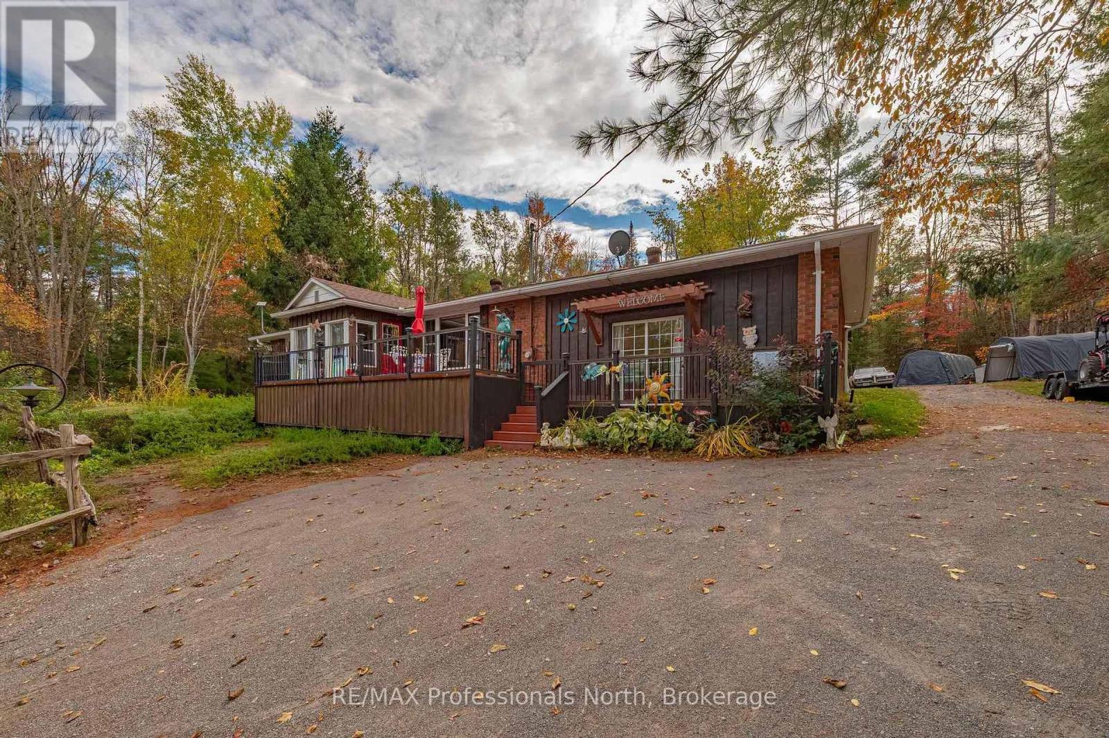 26 Reid Street, Trent Lakes, Ontario  K0M 2A0 - Photo 1 - X12468458