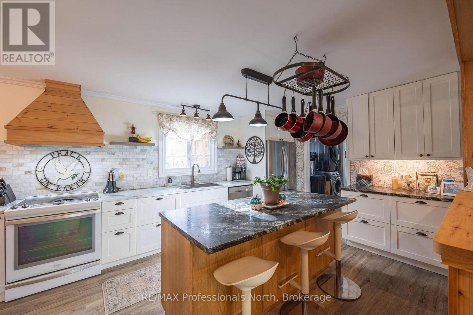 26 Reid Street, Trent Lakes, Ontario  K0M 2A0 - Photo 11 - X12468458