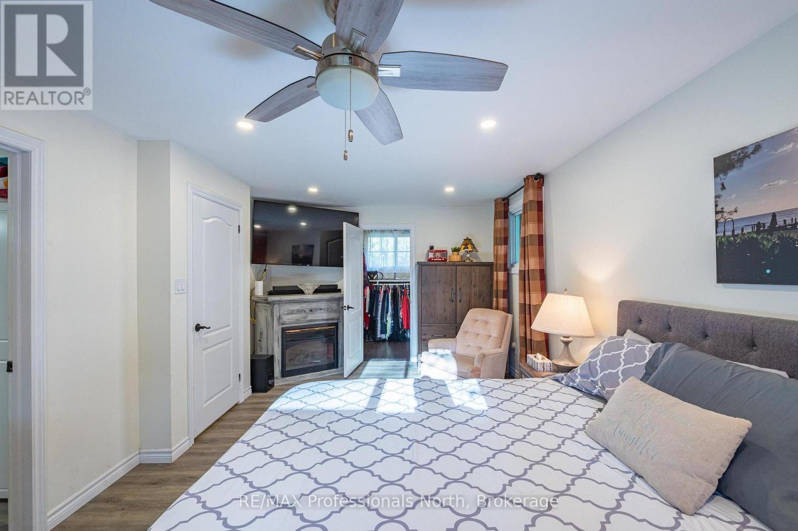 26 Reid Street, Trent Lakes, Ontario  K0M 2A0 - Photo 35 - X12468458