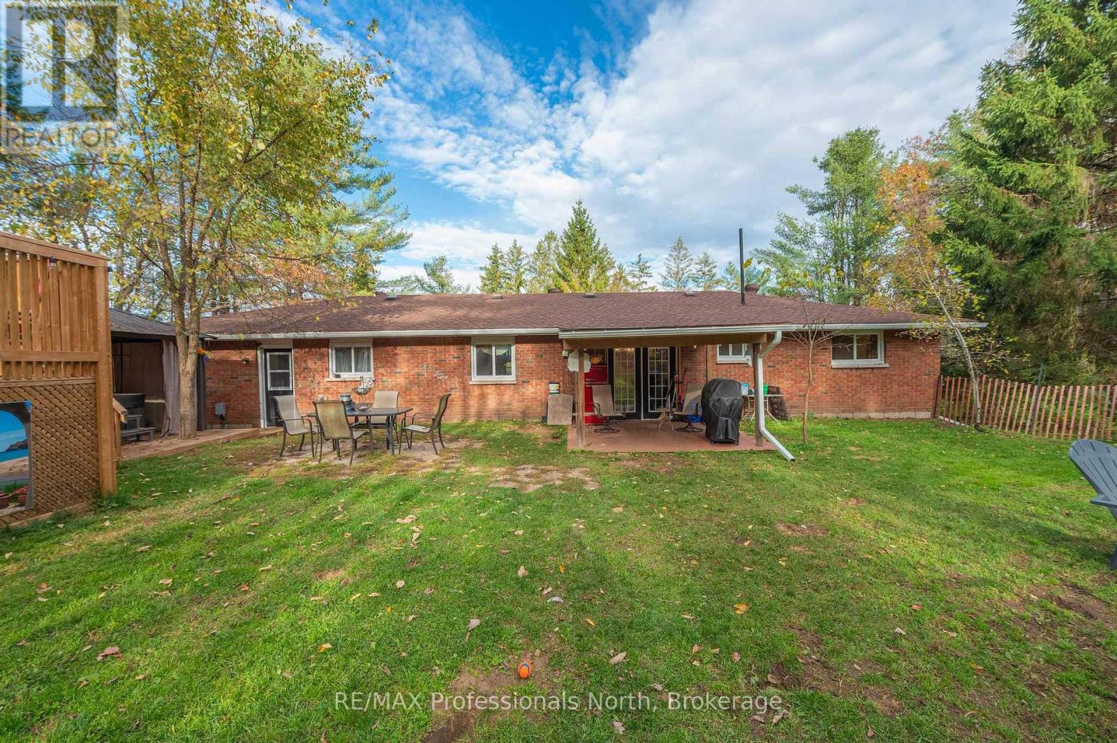 26 Reid Street, Trent Lakes, Ontario  K0M 2A0 - Photo 38 - X12468458