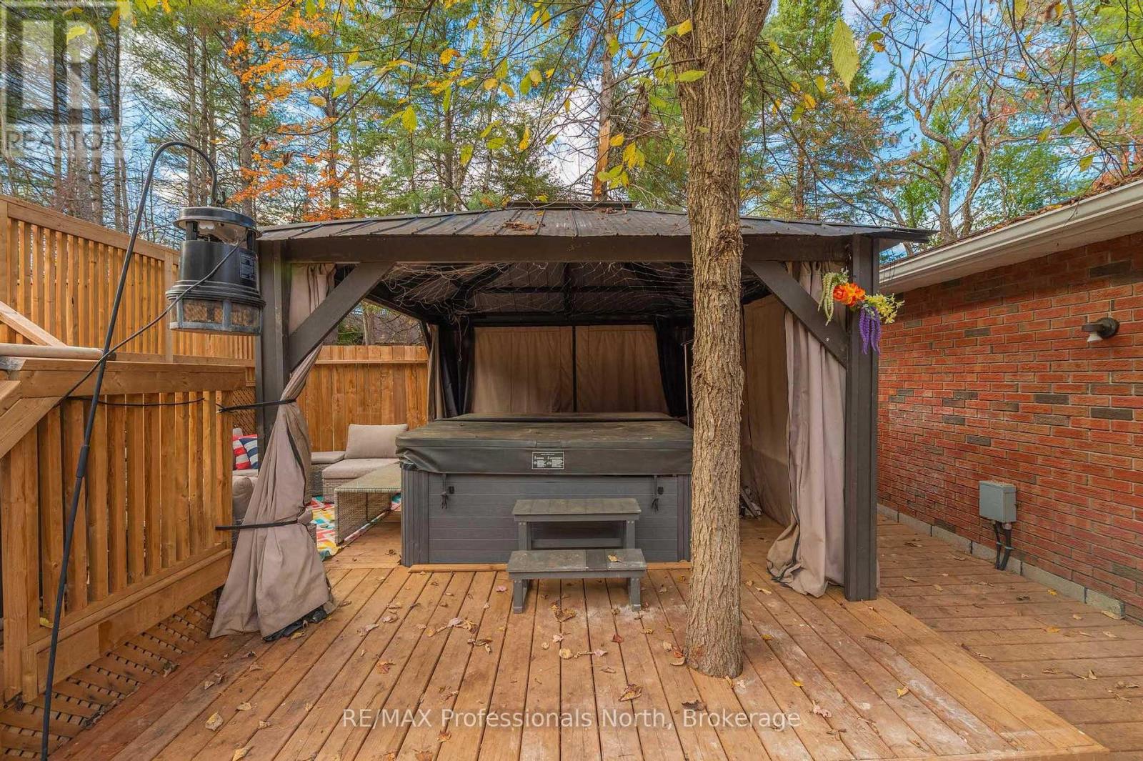 26 Reid Street, Trent Lakes, Ontario  K0M 2A0 - Photo 42 - X12468458