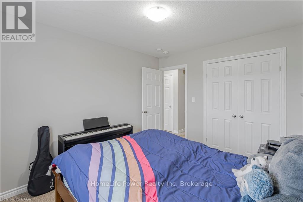 1426 Caen Avenue, Woodstock, Ontario  N4T 0J7 - Photo 19 - X12468507