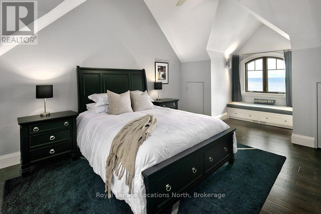 183 Lake Drive, Blue Mountains, Ontario N0H 2P0 - Photo 33 - X12468568