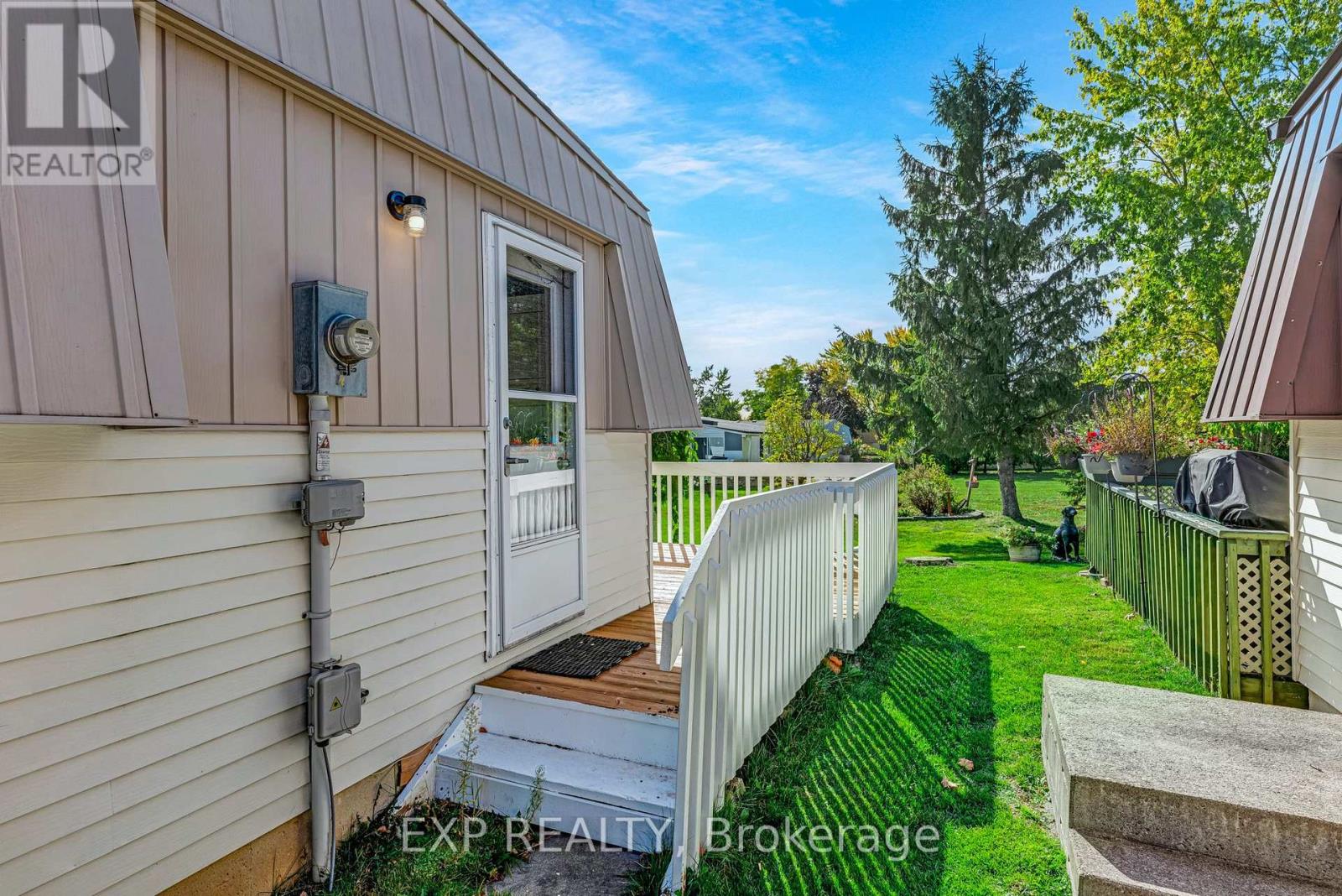 3 Comforts Cove, Innisfil, Ontario  L9S 1S3 - Photo 17 - N12468426