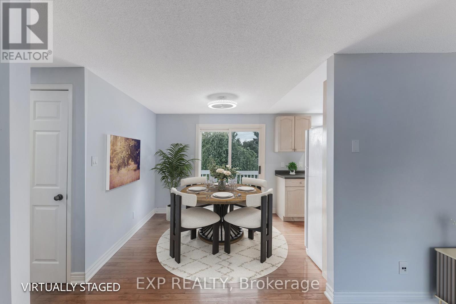 3 Comforts Cove, Innisfil, Ontario  L9S 1S3 - Photo 4 - N12468426