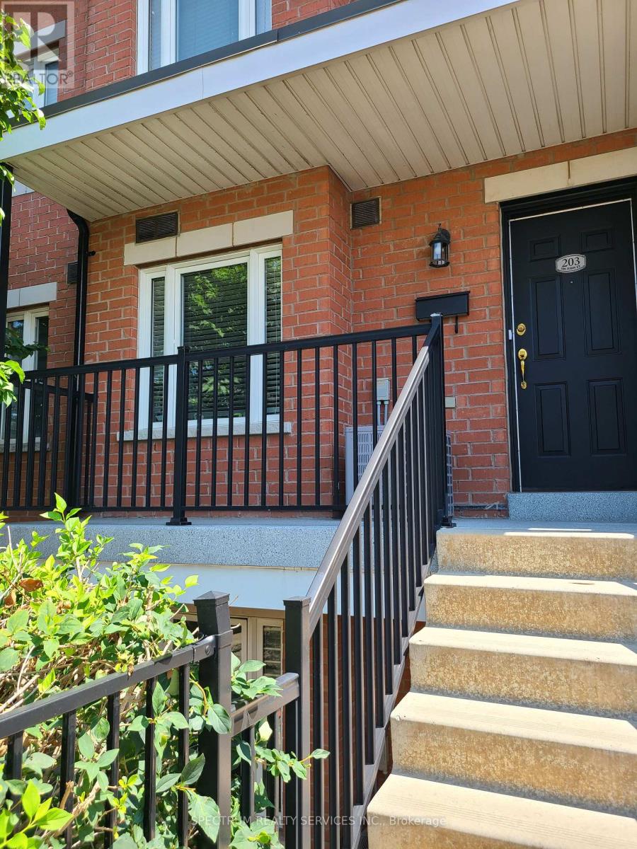 203 - 308 John Street, Markham, Ontario  L3T 0A7 - Photo 2 - N12468429