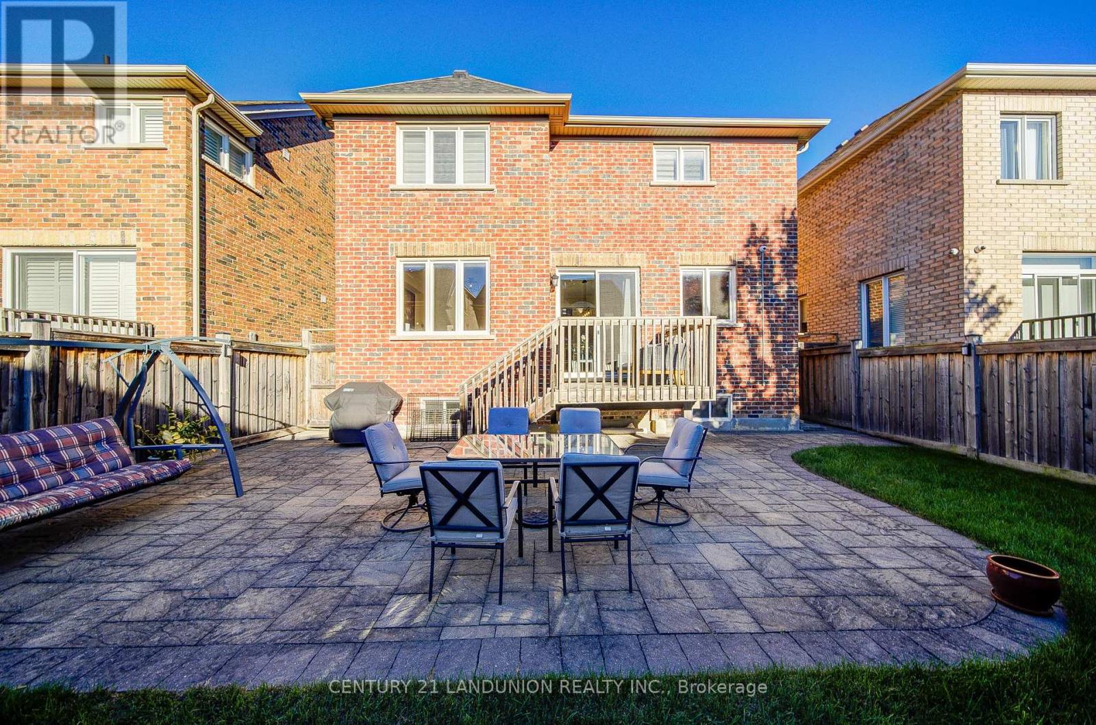 60 James Joyce Drive, Markham, Ontario  L6C 0N7 - Photo 48 - N12468454